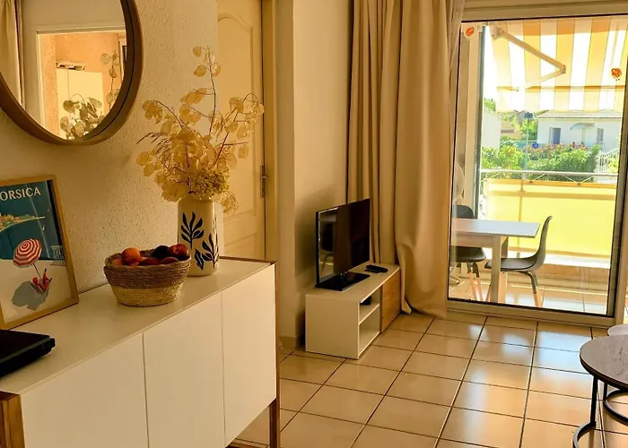 Chez Aline - En Bord De Apartment